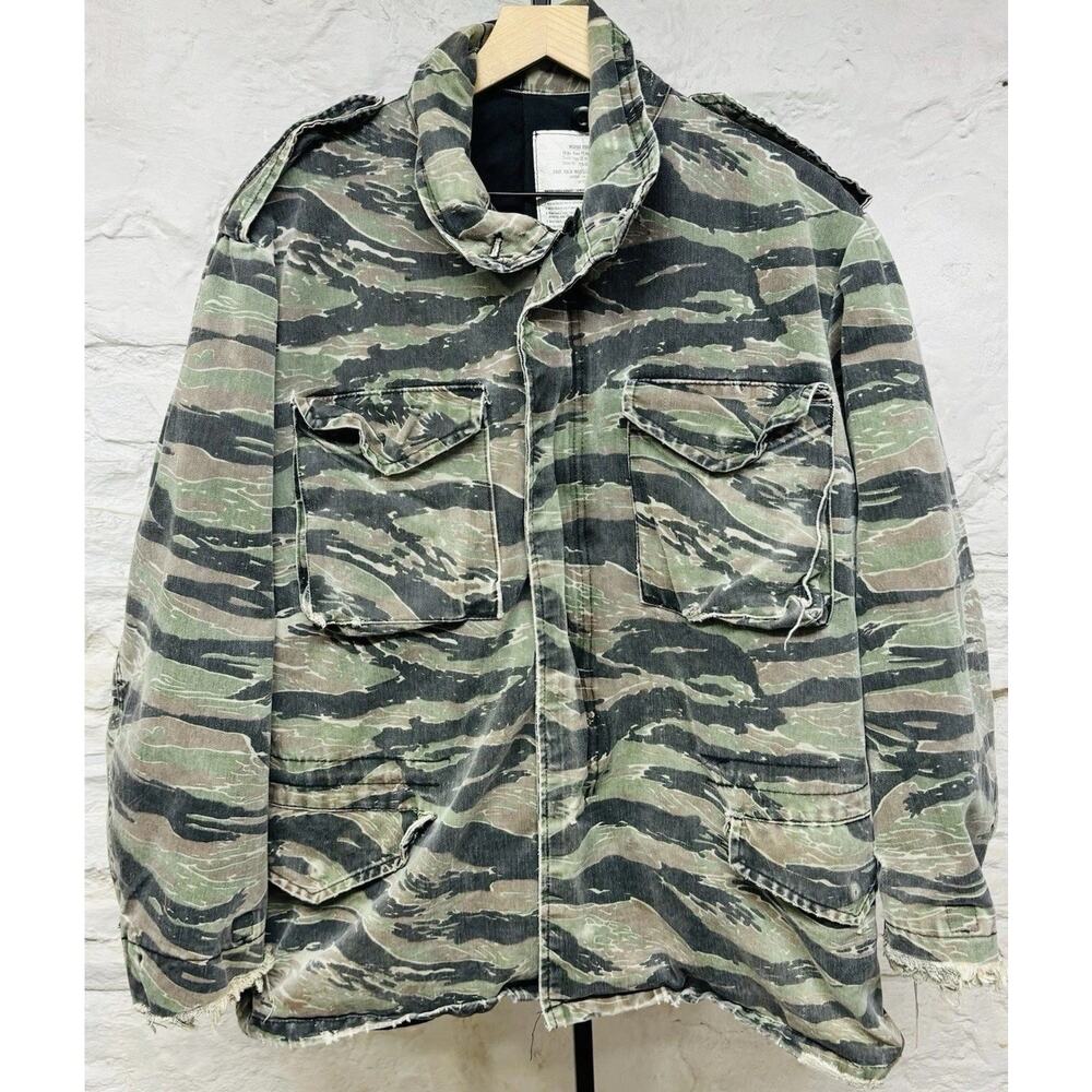 M65 Tiger Stripe Cold Weather Field Coat Military Distressed USA Vintage y2k
